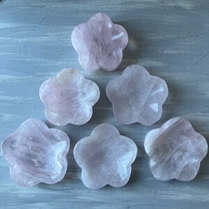 Rose quartz flower bowl
